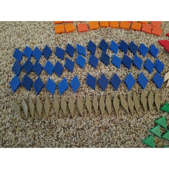 Pattern Blocks Lot of 200 Math Manipulative Learning Home School Multicolor - Picture 2 of 5